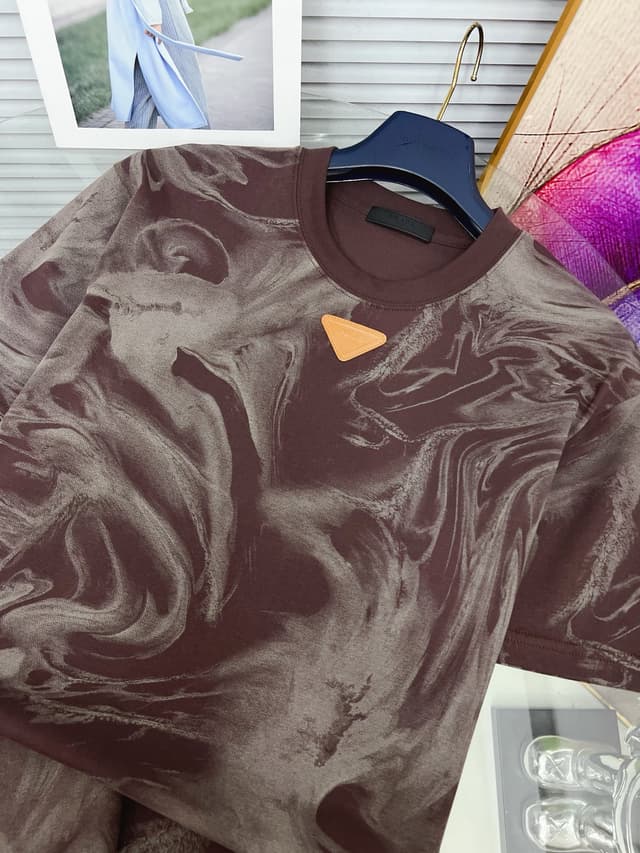 PRADA 2025SS New Printed Short-Sleeved Yupoo Prada T-Shirt 001 | Rep Clothing image 5
