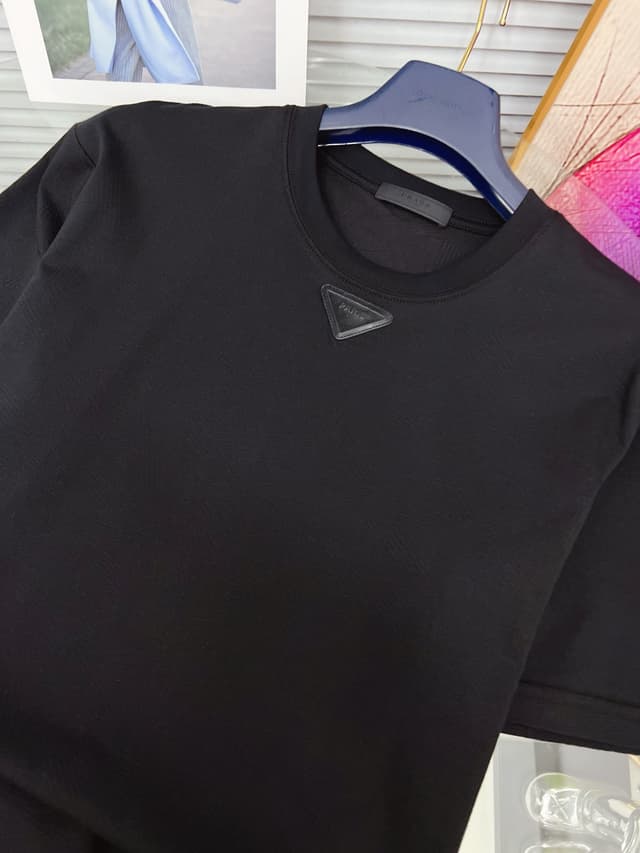 PRADA 2025SS New Printed Short-Sleeved Yupoo Prada T-Shirt Black | Rep Clothing image 4