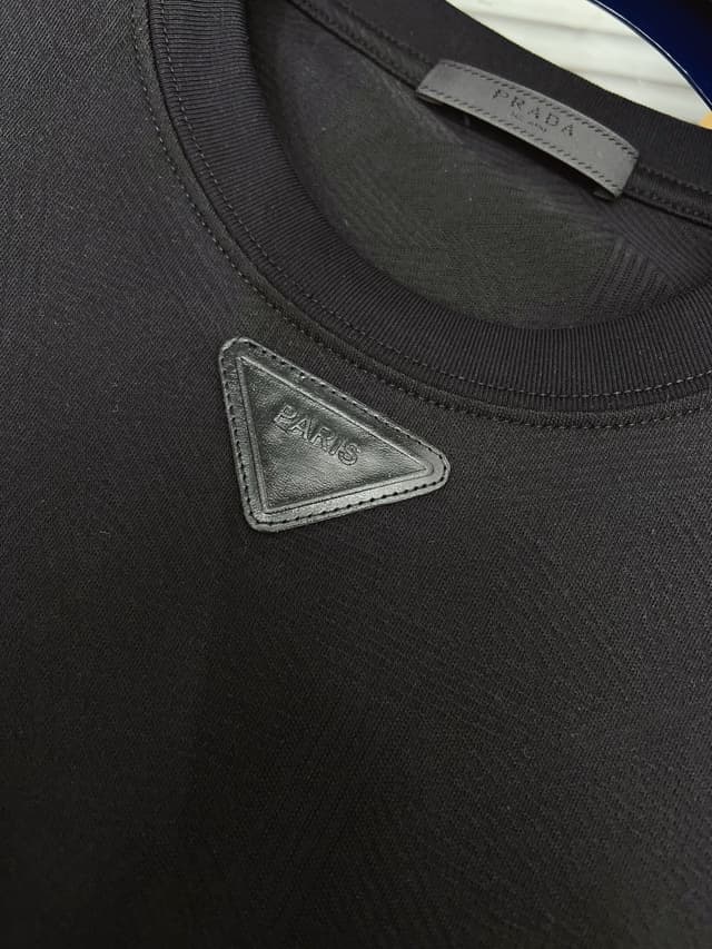 PRADA 2025SS New Printed Short-Sleeved Yupoo Prada T-Shirt Black | Rep Clothing image 6