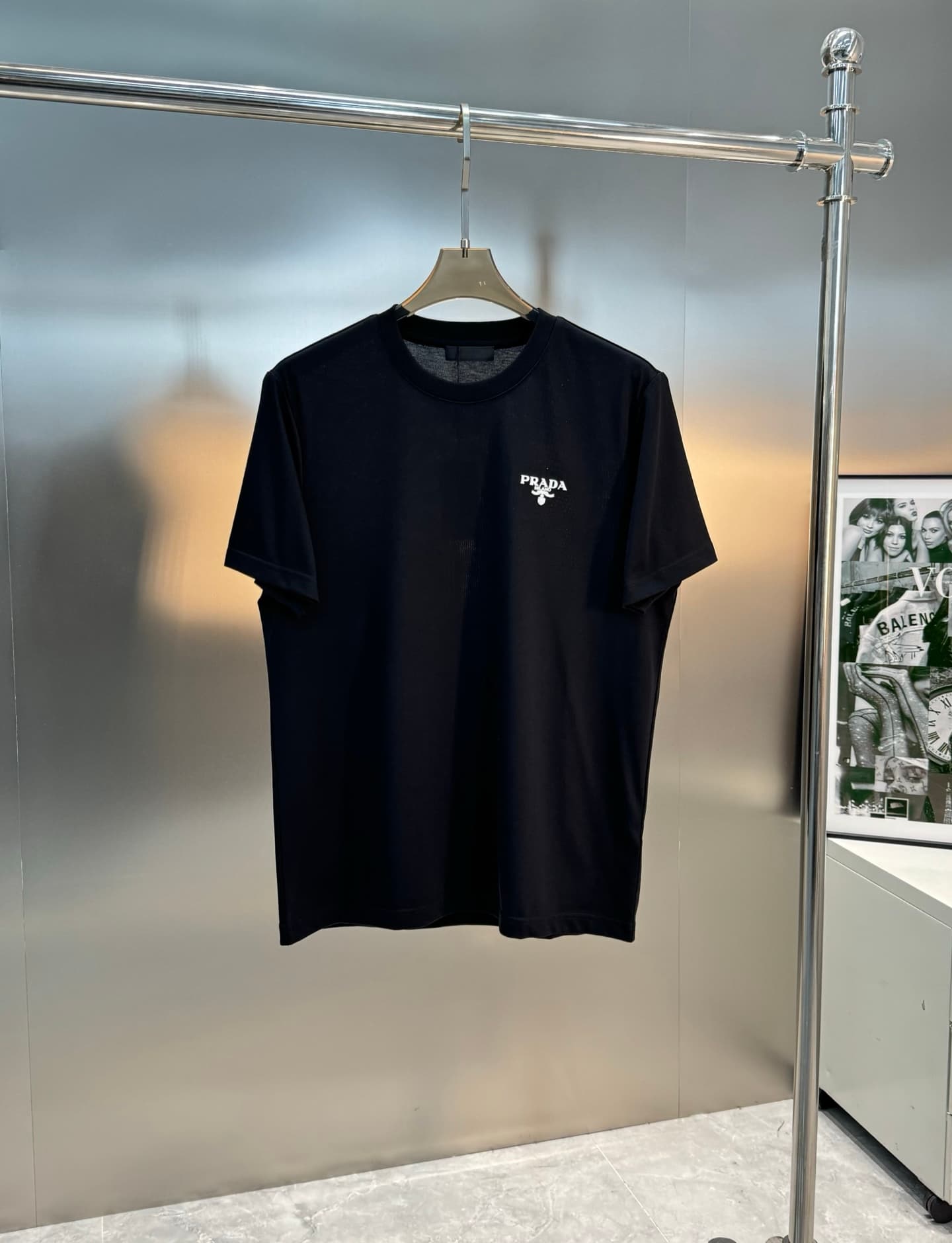 PRADA 25SS New Round-neck Short-sleeved Yupoo Prada T-shirt Black image 4