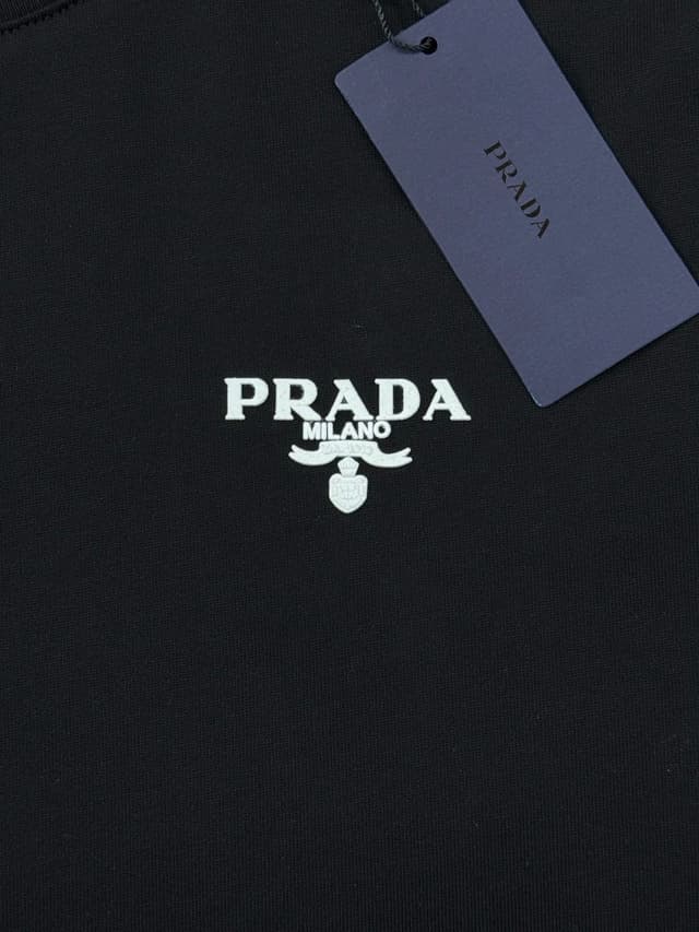 PRADA 25SS New Round-neck Short-sleeved Yupoo Prada T-shirt Black | Rep Clothing image 7