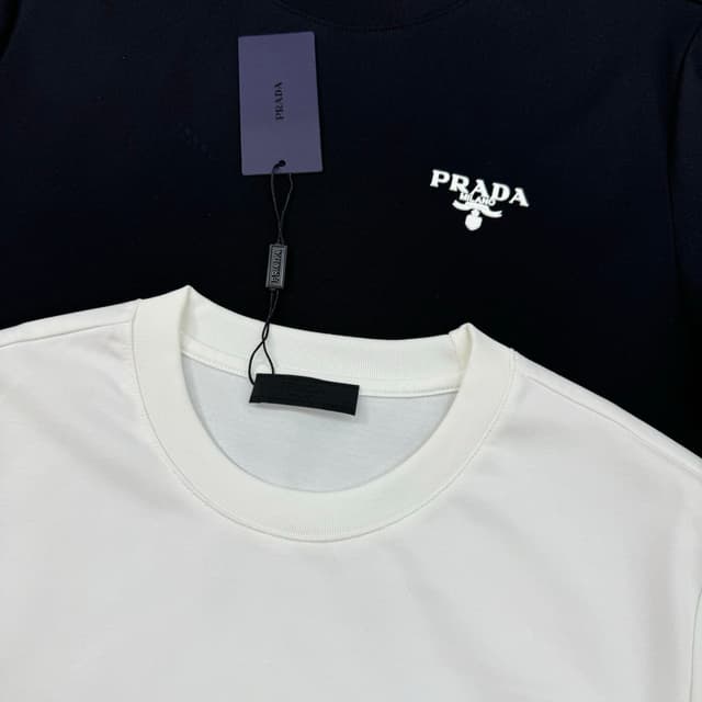 PRADA 25SS New Round-neck Short-sleeved Yupoo Prada T-shirt White | Rep Clothing image 5