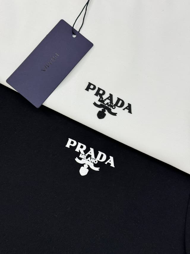 PRADA 25SS New Round-neck Short-sleeved Yupoo Prada T-shirt White | Rep Clothing image 7