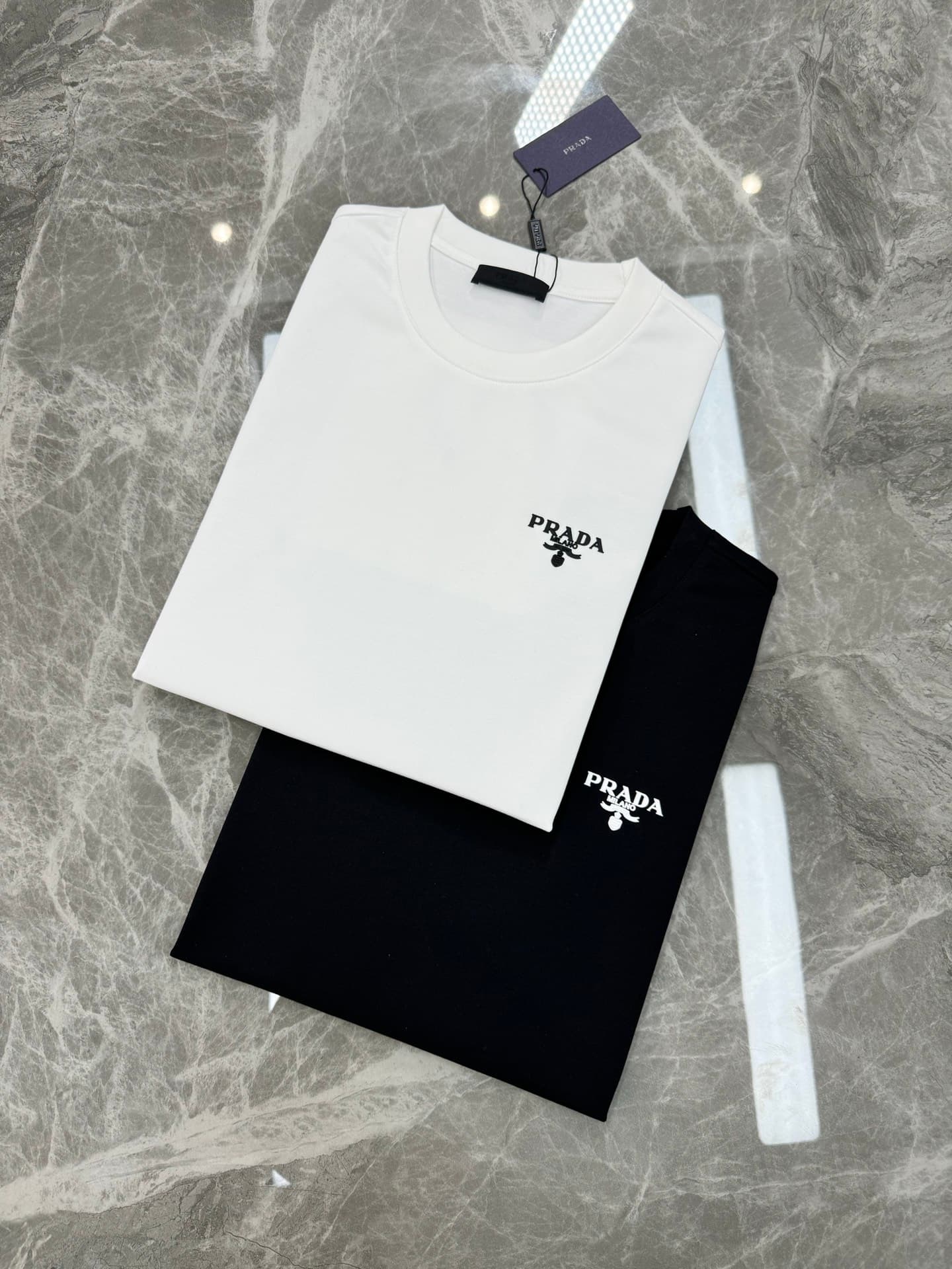 PRADA 25SS New Round-neck Short-sleeved Yupoo Prada T-shirt White image 9