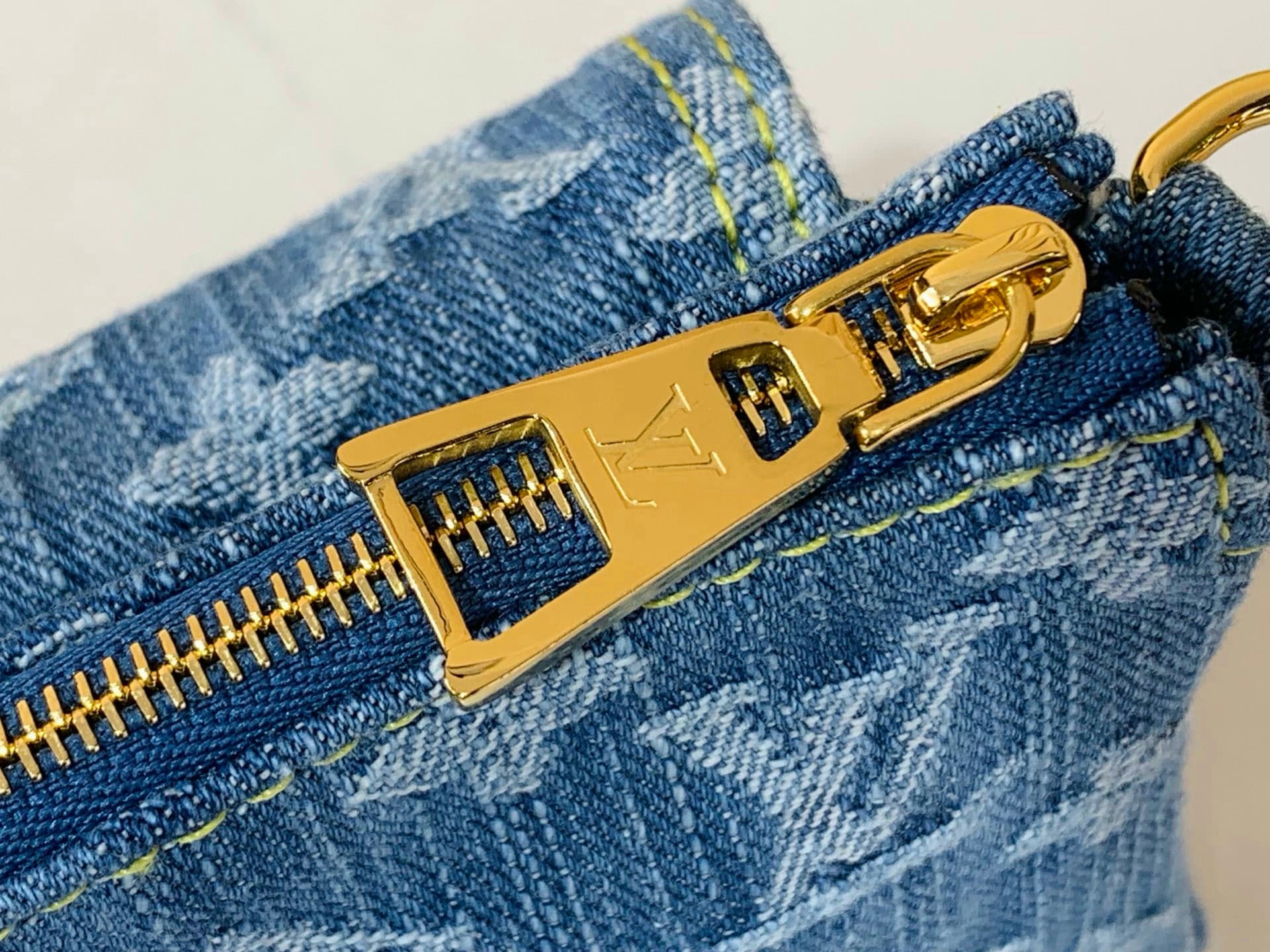 Pochette Accessories Cargo Rep Bag Yupoo Blue Denim M27602 23.5cm image 3