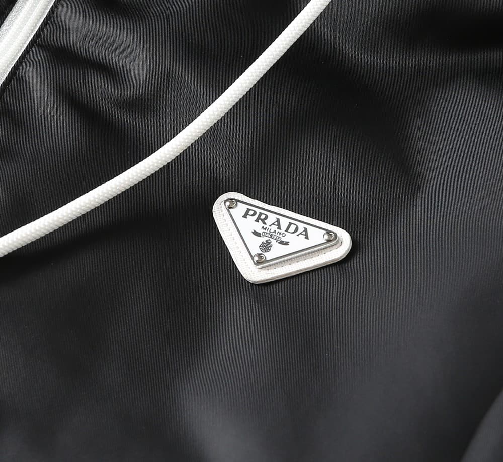 Prada 2025 Collection Hooded Casual Yupoo Jacket Prada Black image 6