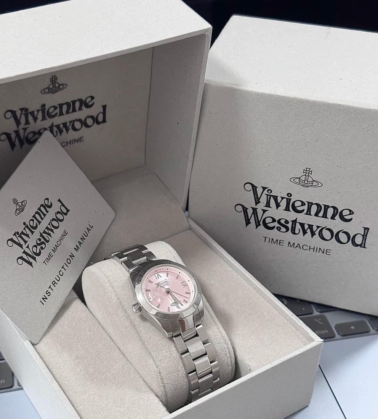 Rap Vivienne Westwood Pink women Watch yupoopa factory | Yupoo Rep Watches image 1