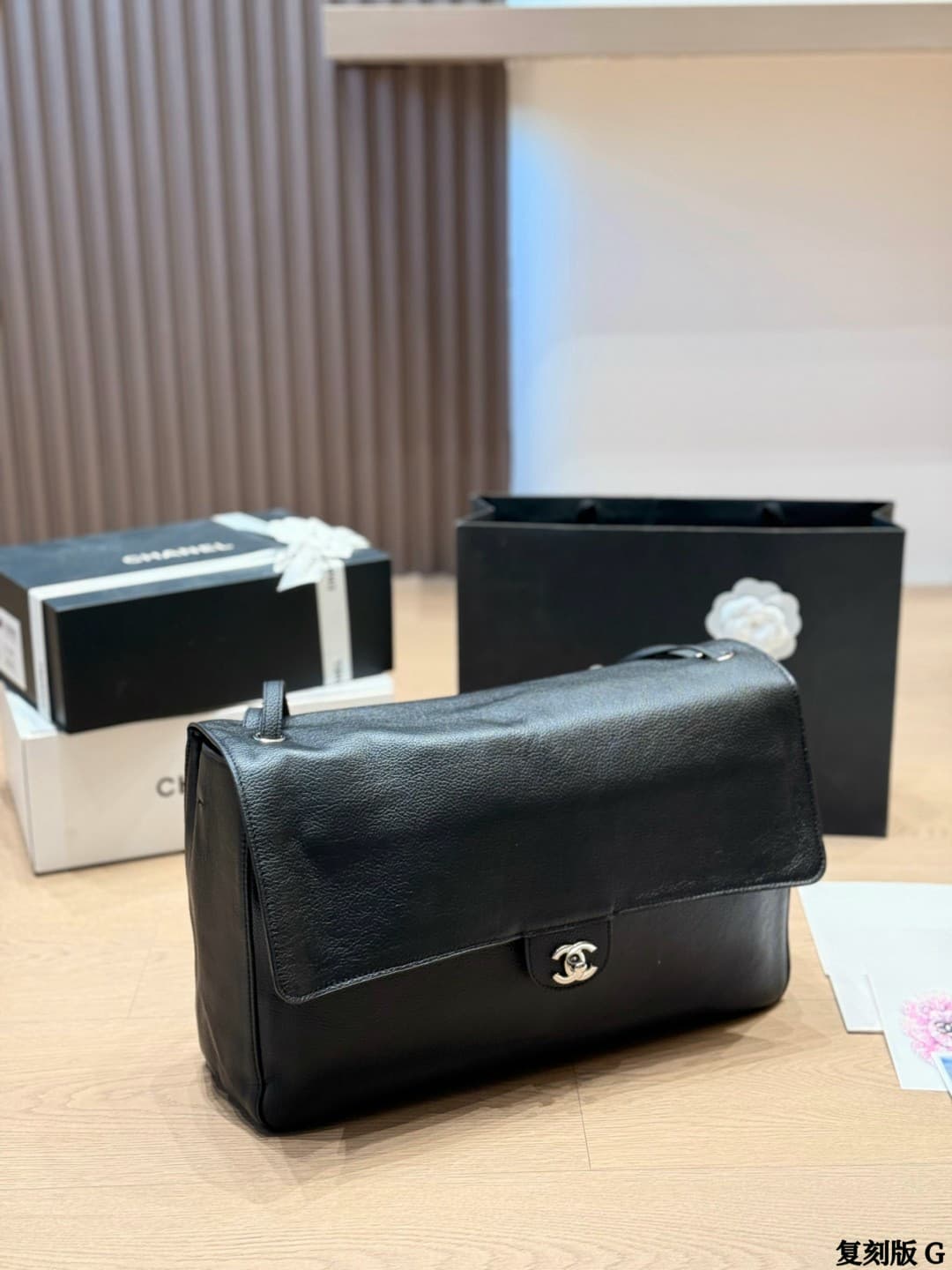 Rep Bag Chanel 26S Maxi Flap Bag – Black Silver image 2
