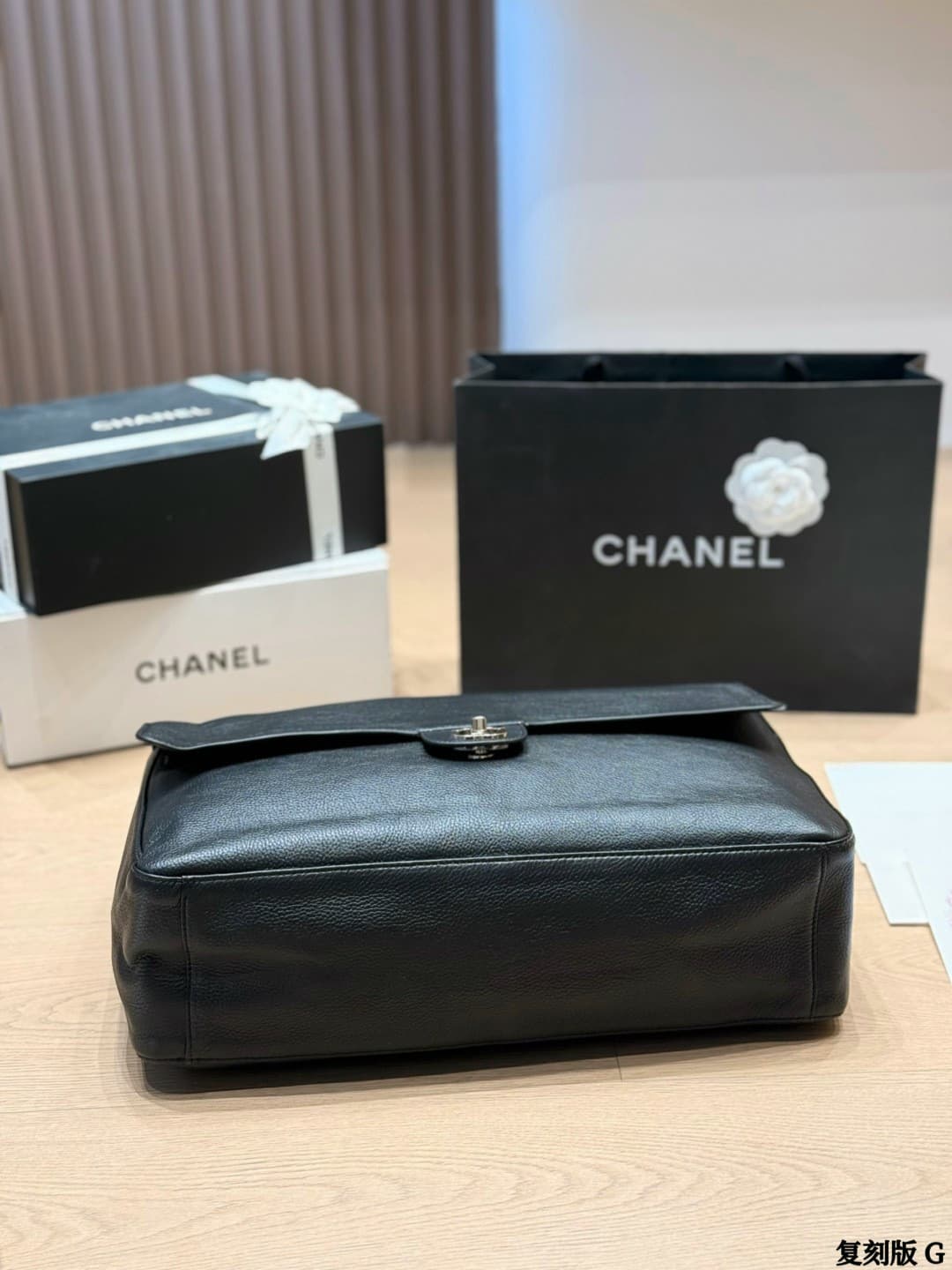 Rep Bag Chanel 26S Maxi Flap Bag – Black Silver image 6