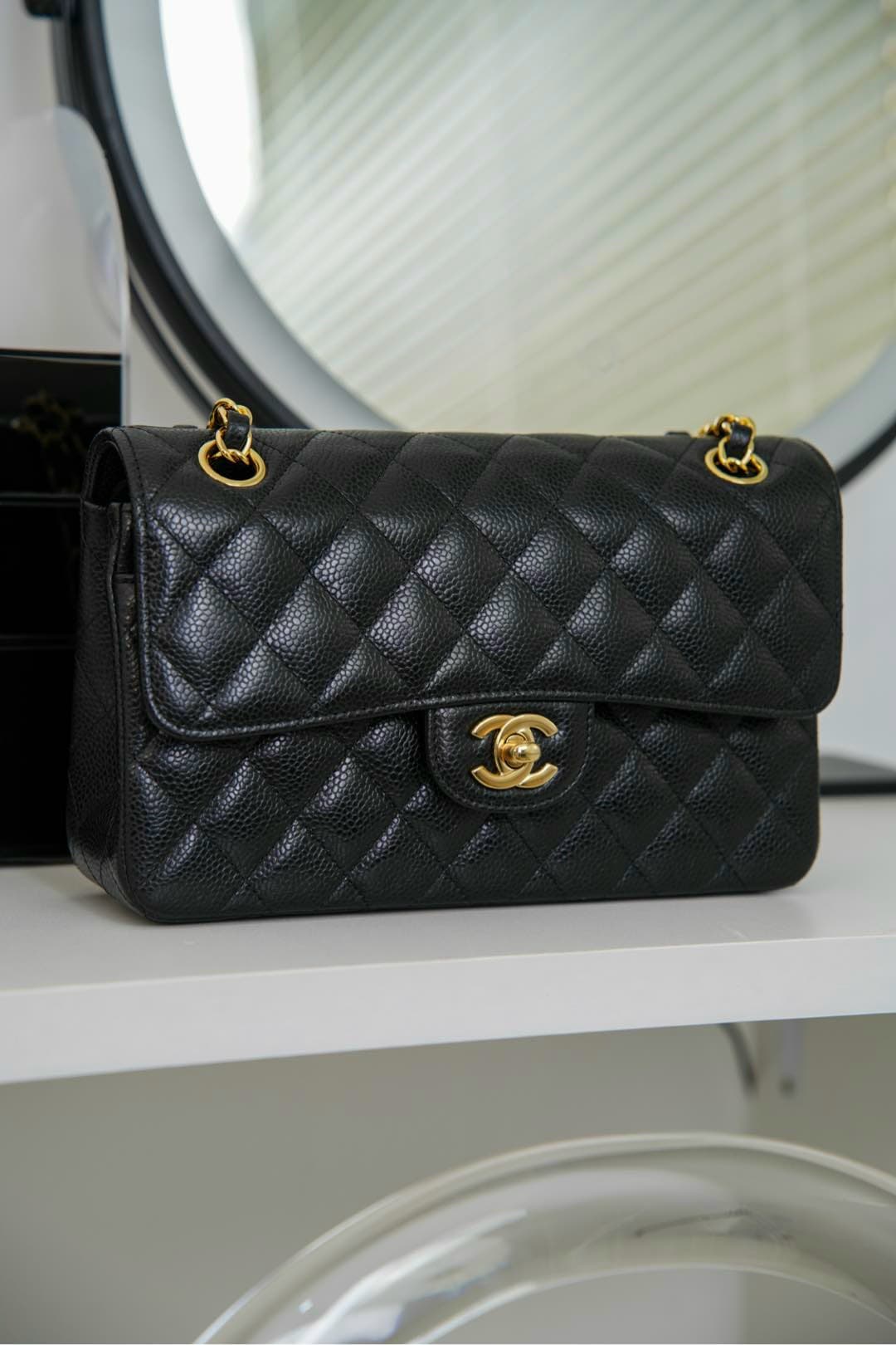Rep Bag Chanel CF Classic Flap Small – Black Caviar image 5