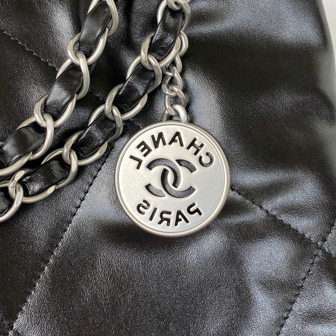 Rep Bag Chanel Chanel 22 Medium Bag – Black image 4