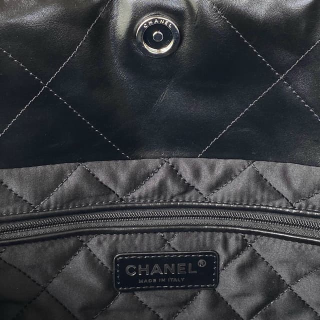 Rep Bag Chanel Chanel 22 Medium Bag – Black | Yupoo image 7