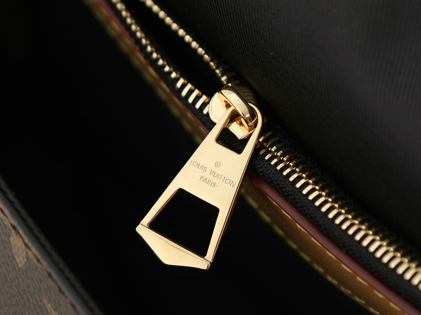 Rep Bag Louis Vuitton Diane Handbag – M45985 image 11
