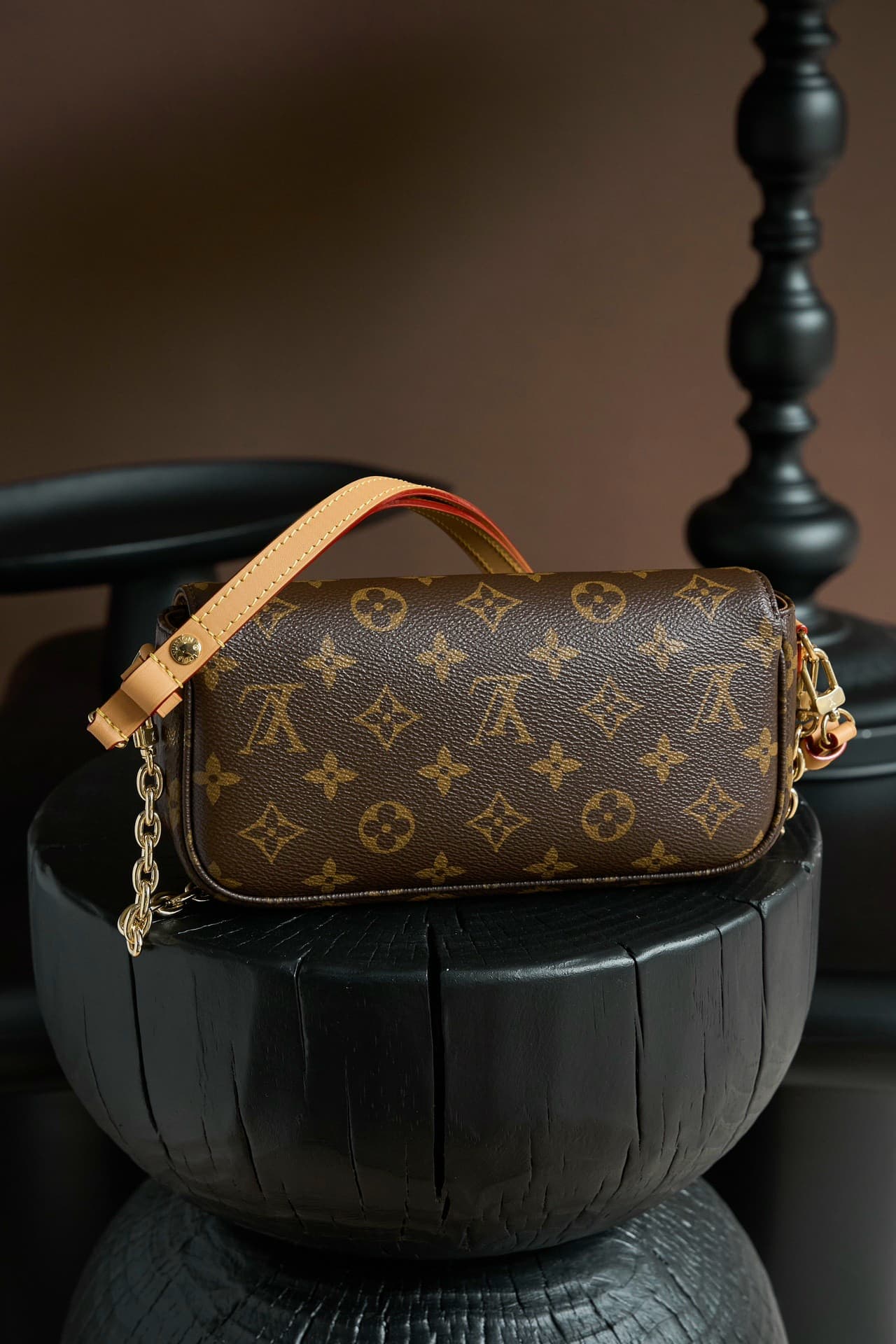 Rep Bag Louis Vuitton Wallet On Chain Ivy – M81911 image 3