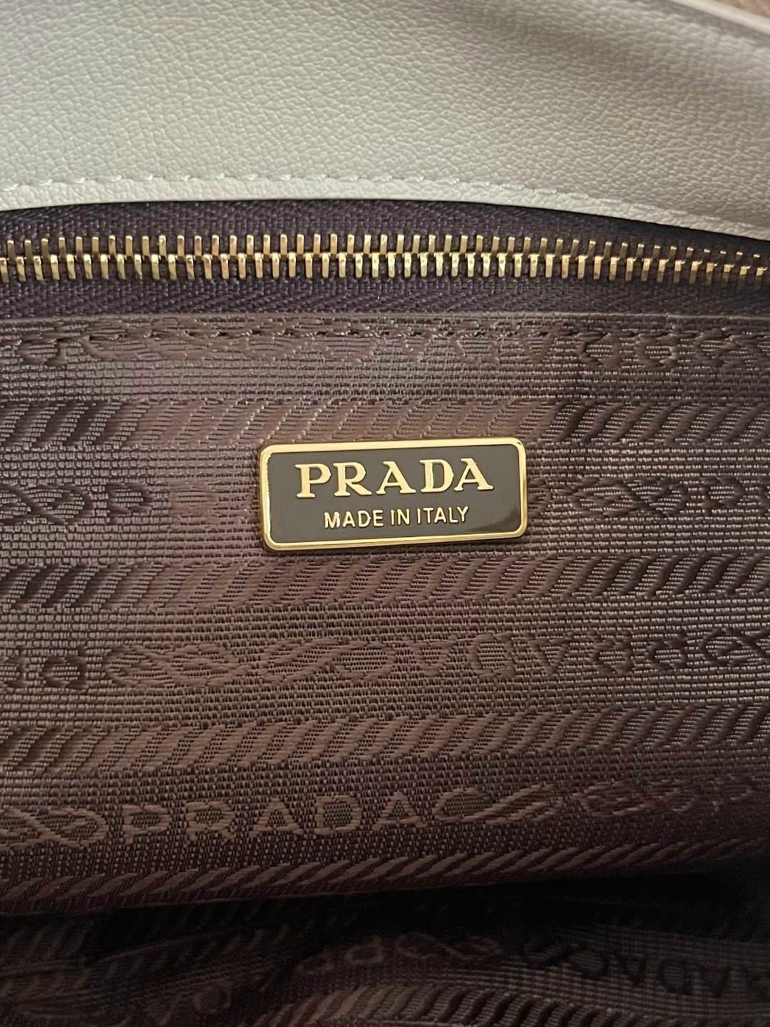 Rep Bag Prada 1BC296 Hobo Bag – White image 9