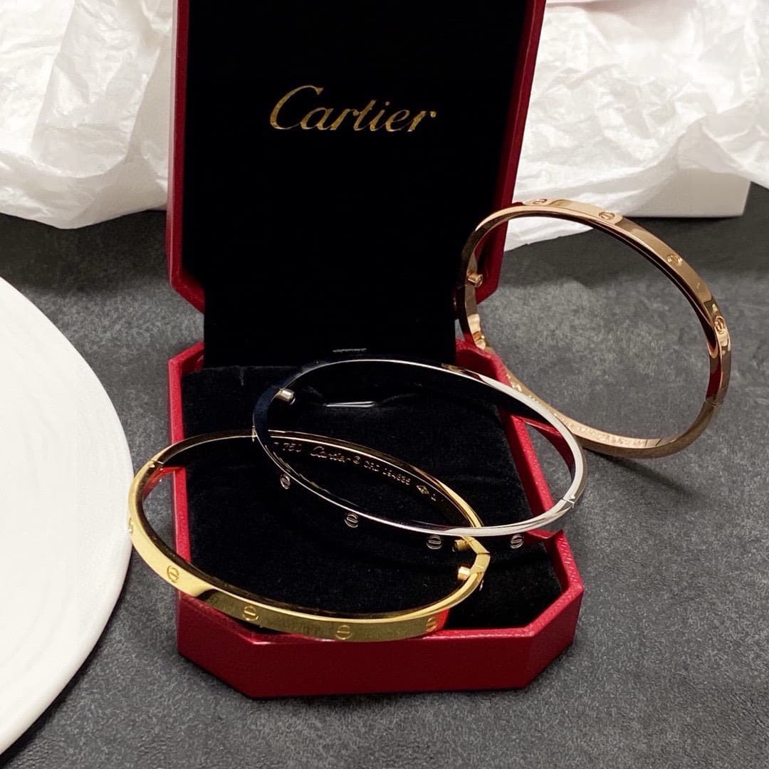 Rep Cartier-Inspired Narrow Love Bangle with Screwdriver image 5