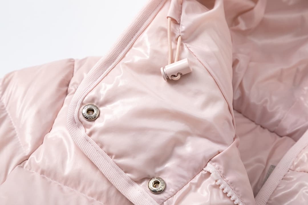 Rep Clothes: Moncler Women's Hooded Short Pink Down Jacket - Shiny Nylon image 10