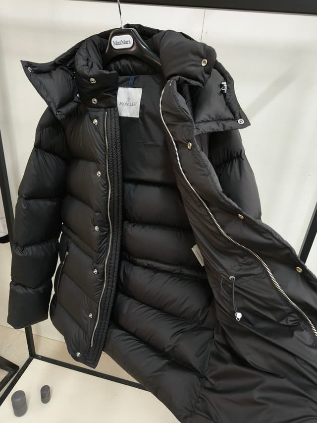 Rep Moncler 25 New Men's Black Label Bauges Hooded Down Jacket | Yupoo image 2