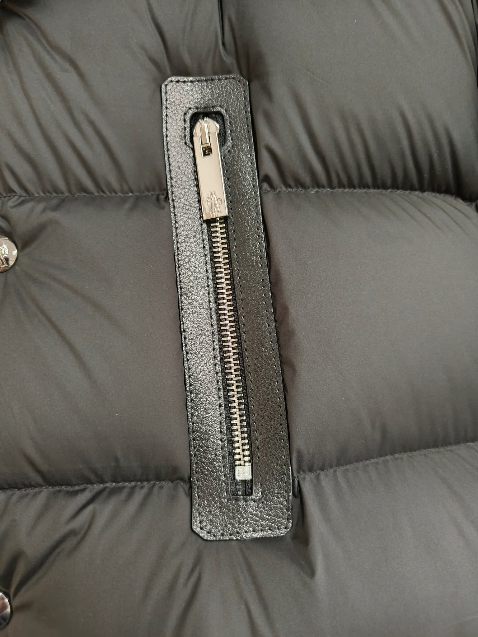 Rep Moncler 25 New Men's Black Label Bauges Hooded Down Jacket image 4