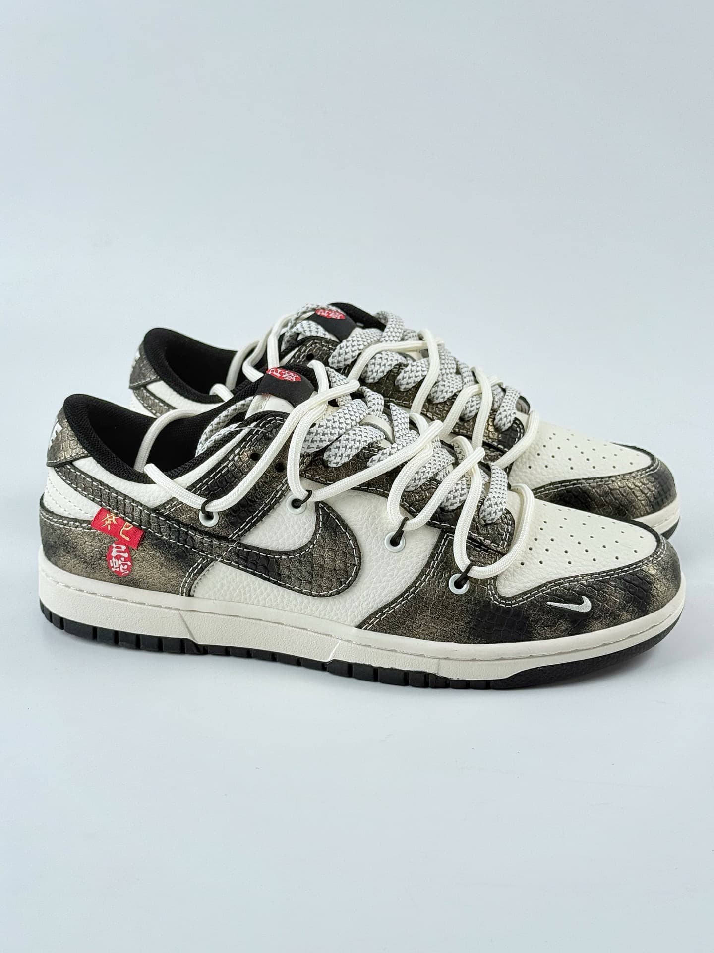 Replica Nike SB Dunk Dupes Low dark gold white YX5066 image 4