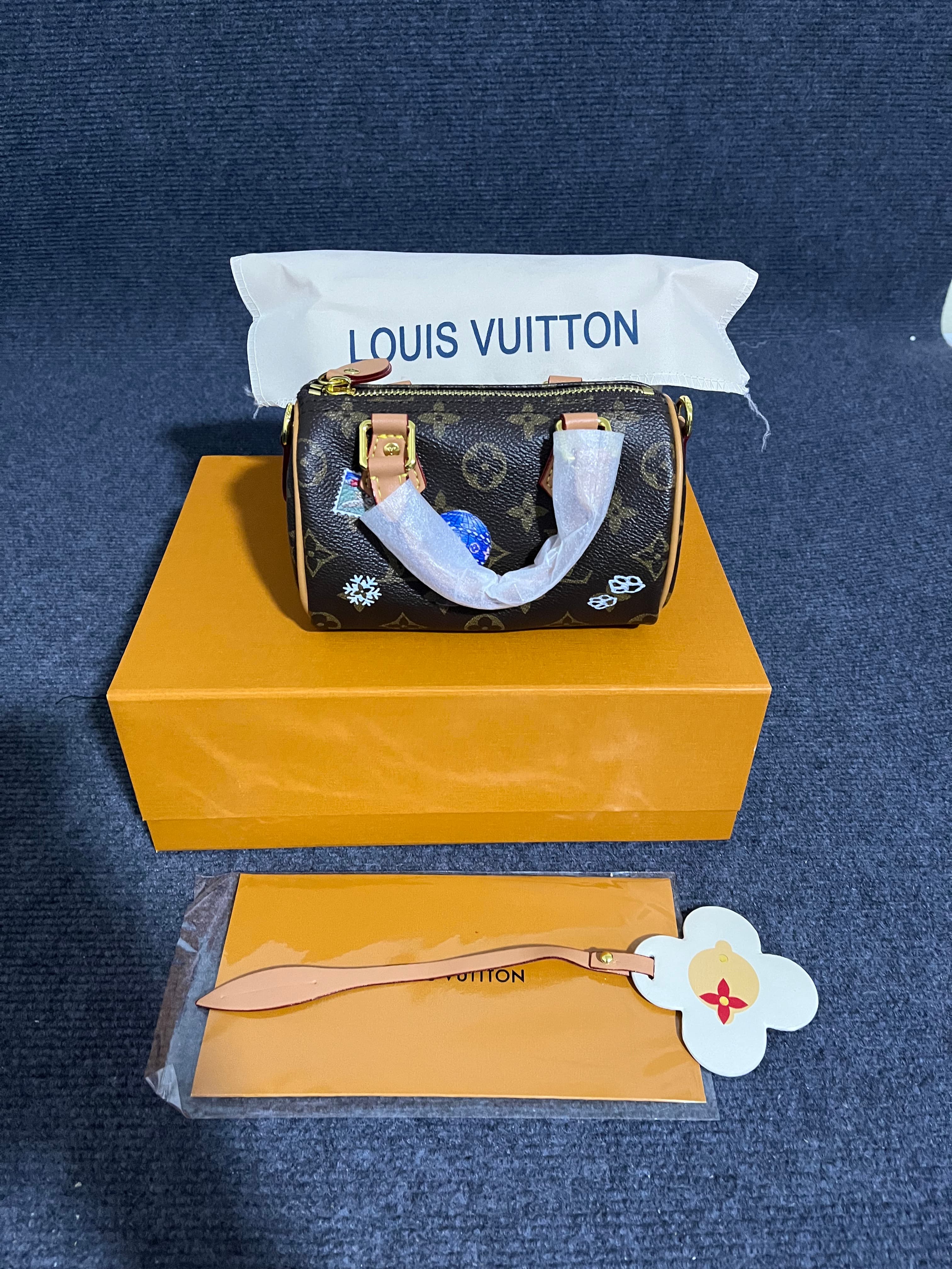 Top quanlity LOUIS VUITTON Nano Speedy Brown Monogram Rep LV Bag image 2