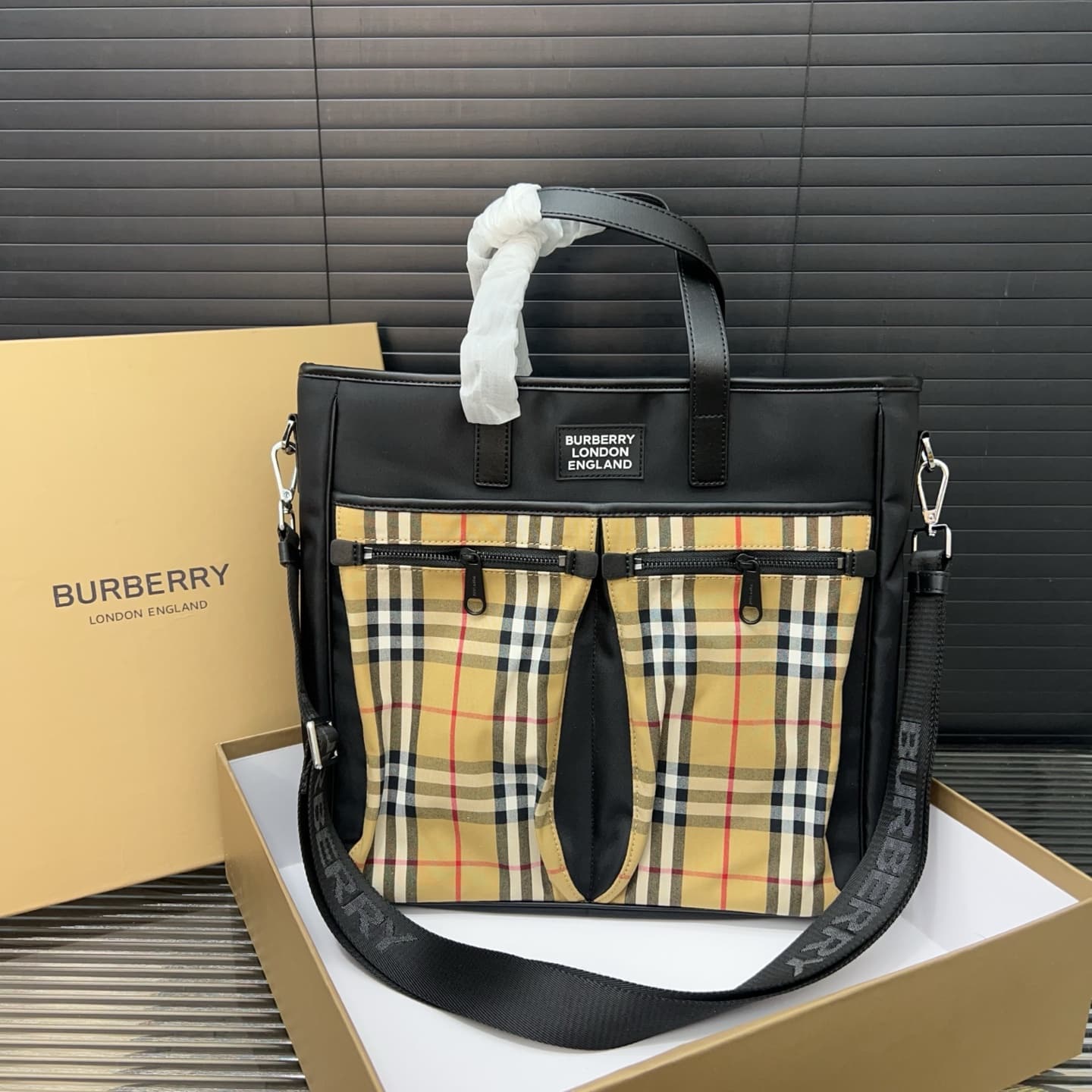 YUPOO Burberry Canvas Check Tote Bag – Unisex Style, 36x36cm