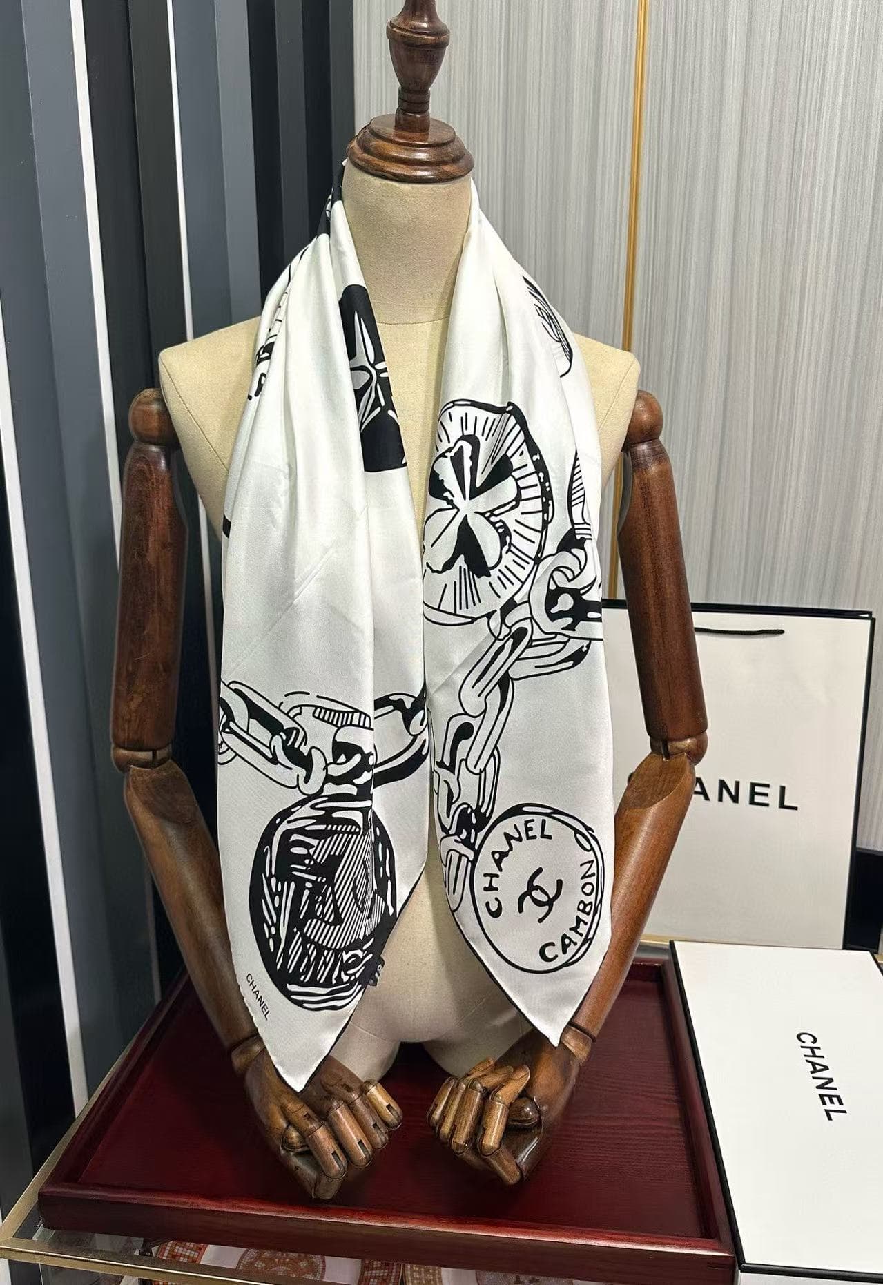 YUPOO Chanel Silk Scarf Luxury Accessory image 8