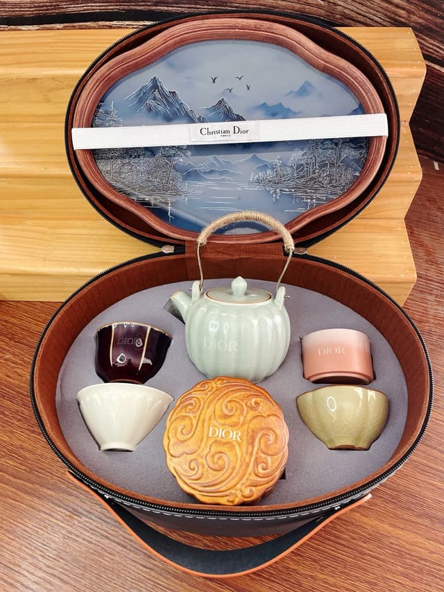 YUPOO Dior Luxury Tea Set Gift Chinese ancient style | Rep Home Decor image 1