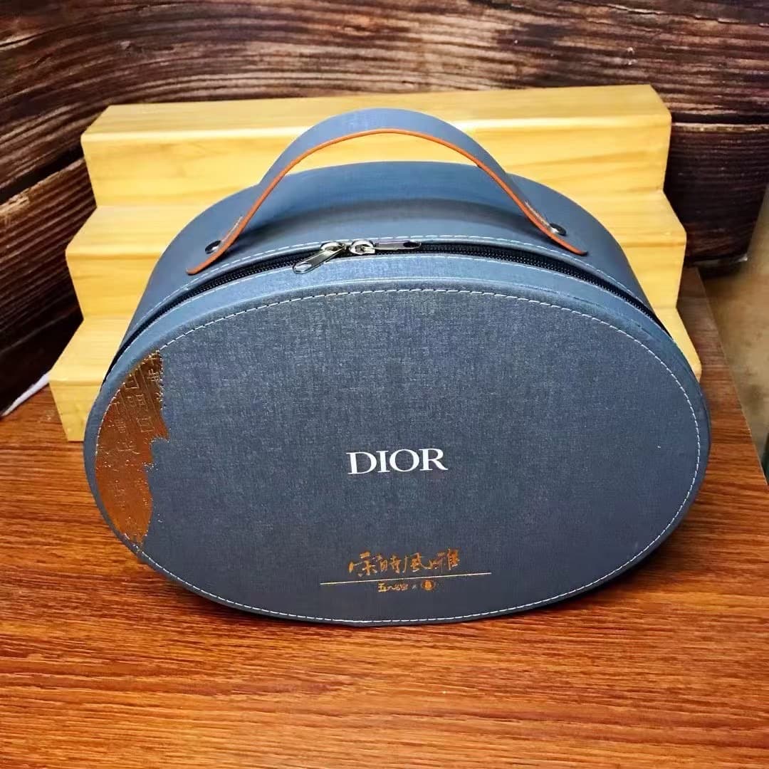 YUPOO Dior Luxury Tea Set Gift Chinese ancient style image 9