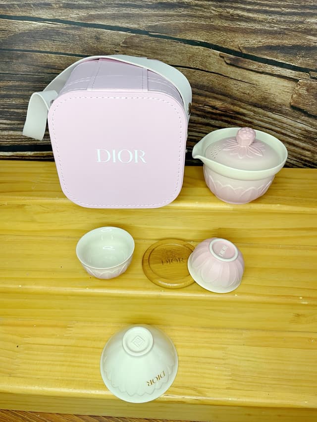 YUPOO Dior Pink Tea Set | Rep Home Decor image 3
