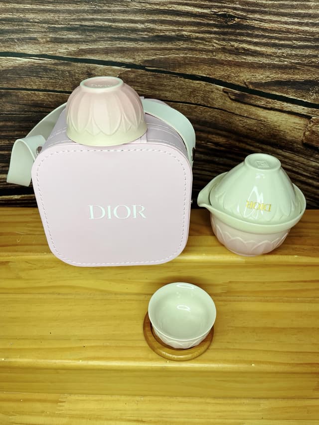 YUPOO Dior Pink Tea Set | Rep Home Decor image 5