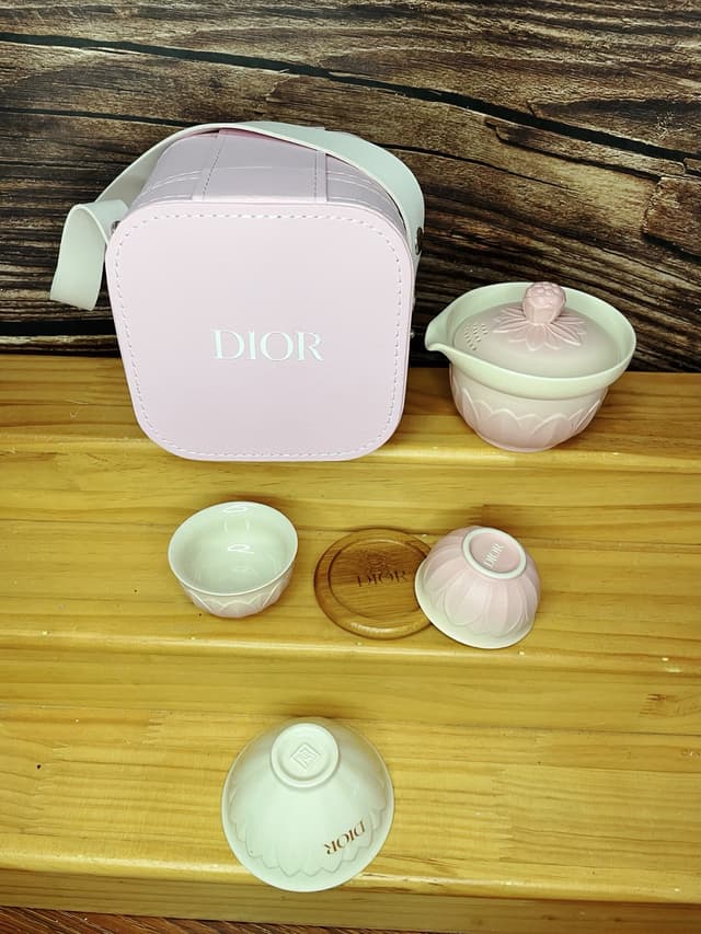 YUPOO Dior Pink Tea Set | Rep Home Decor image 7
