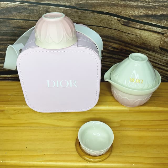 YUPOO Dior Pink Tea Set | Rep Home Decor image 8