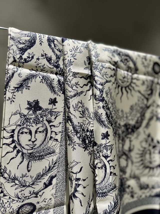 YUPOO Dior Silk Scarf Women Style | Rep Clothing image 5