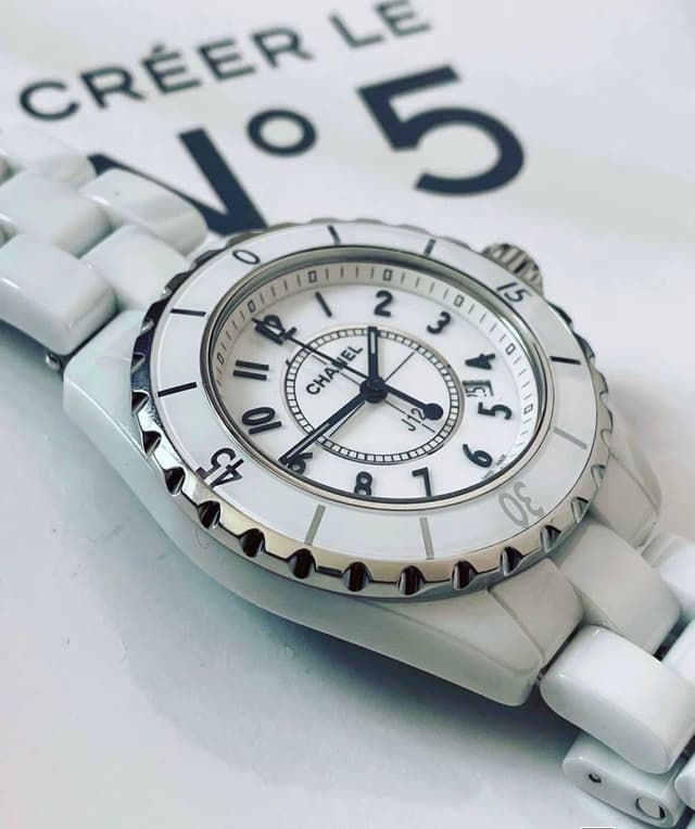 YUPOOPA Chanel J12 Luxury Ceramic Watch TOP QUALITY | Yupoo Rep Watches image 4