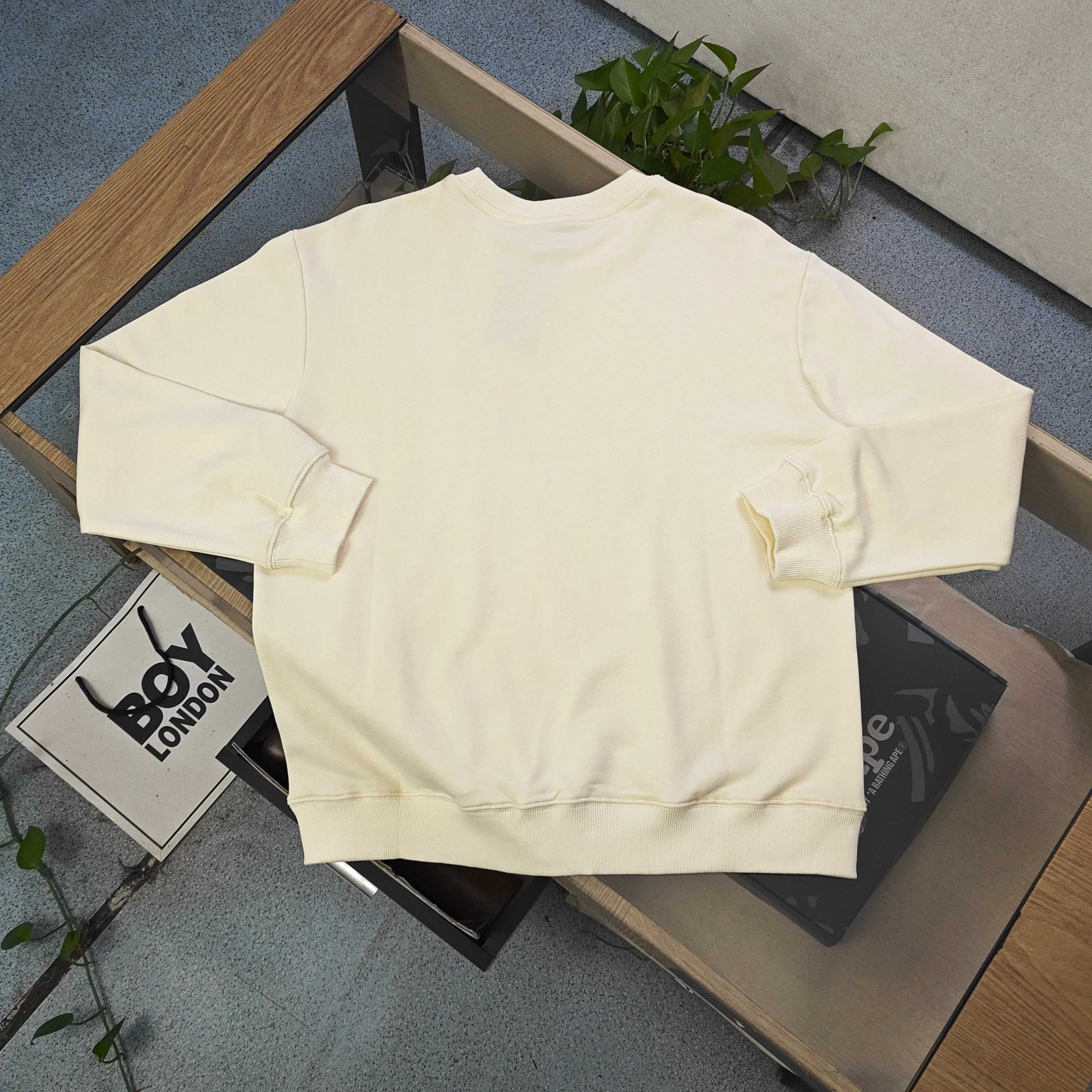 YUPOOPA Gucci Schnauzer Sweatshirt WHITE CLOTHES image 2