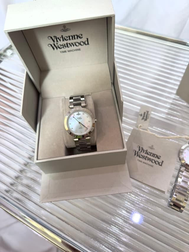 YUPOO Vivienne Westwood Mother of Pearl Watch | Rep Watches image 1