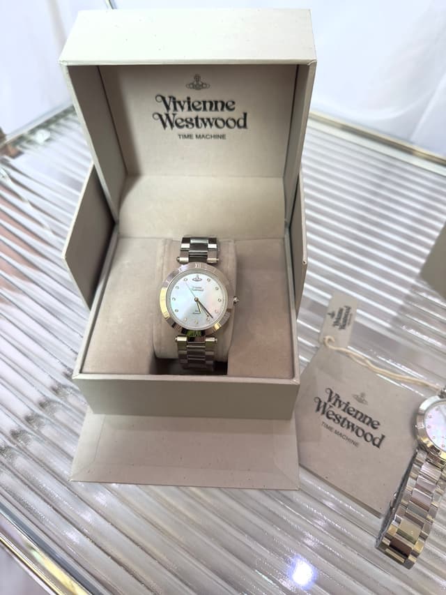 YUPOO Vivienne Westwood Mother of Pearl Watch | Rep Watches image 2