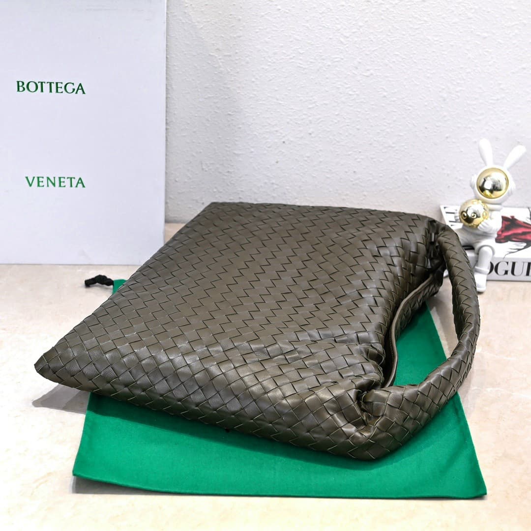 Yupoo Bottega Veneta Hop Large Leather Bag Rep bags image 3