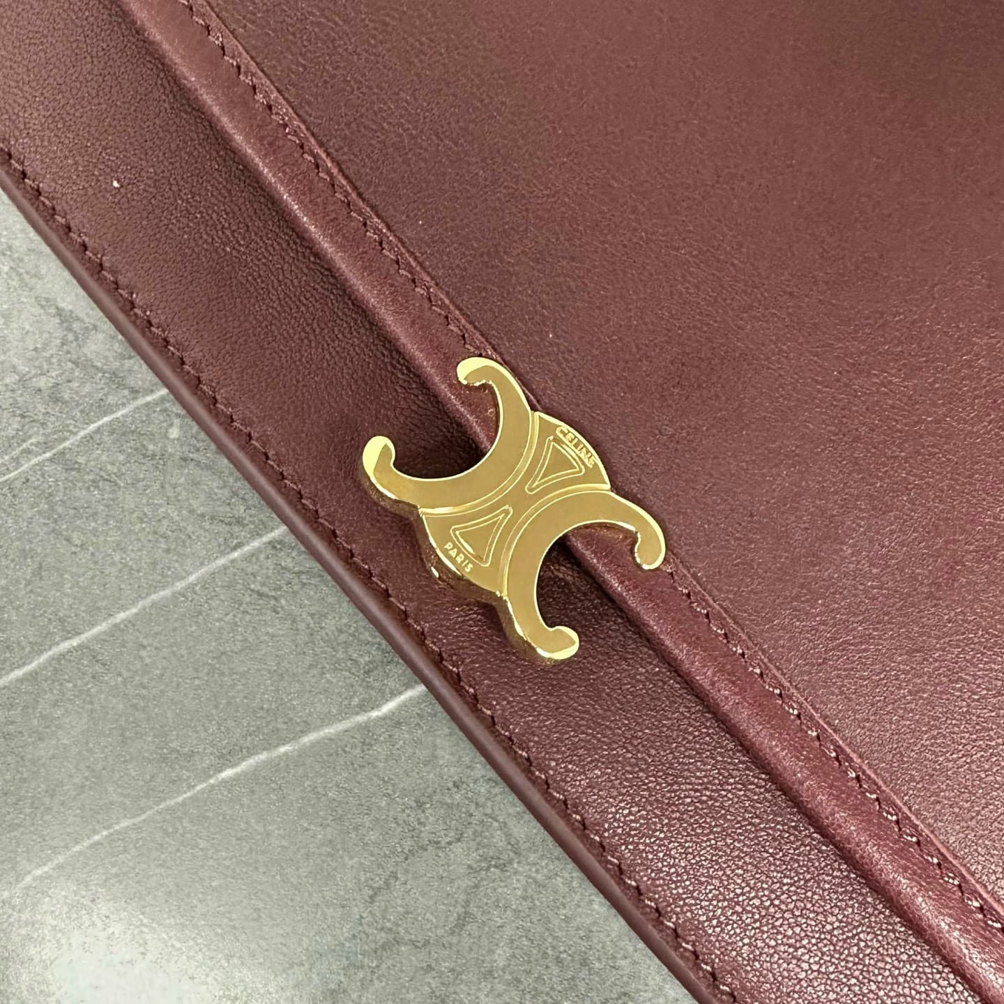 Yupoo Celine Soft Triomphe Besace 32cm | Yupoo album image 7