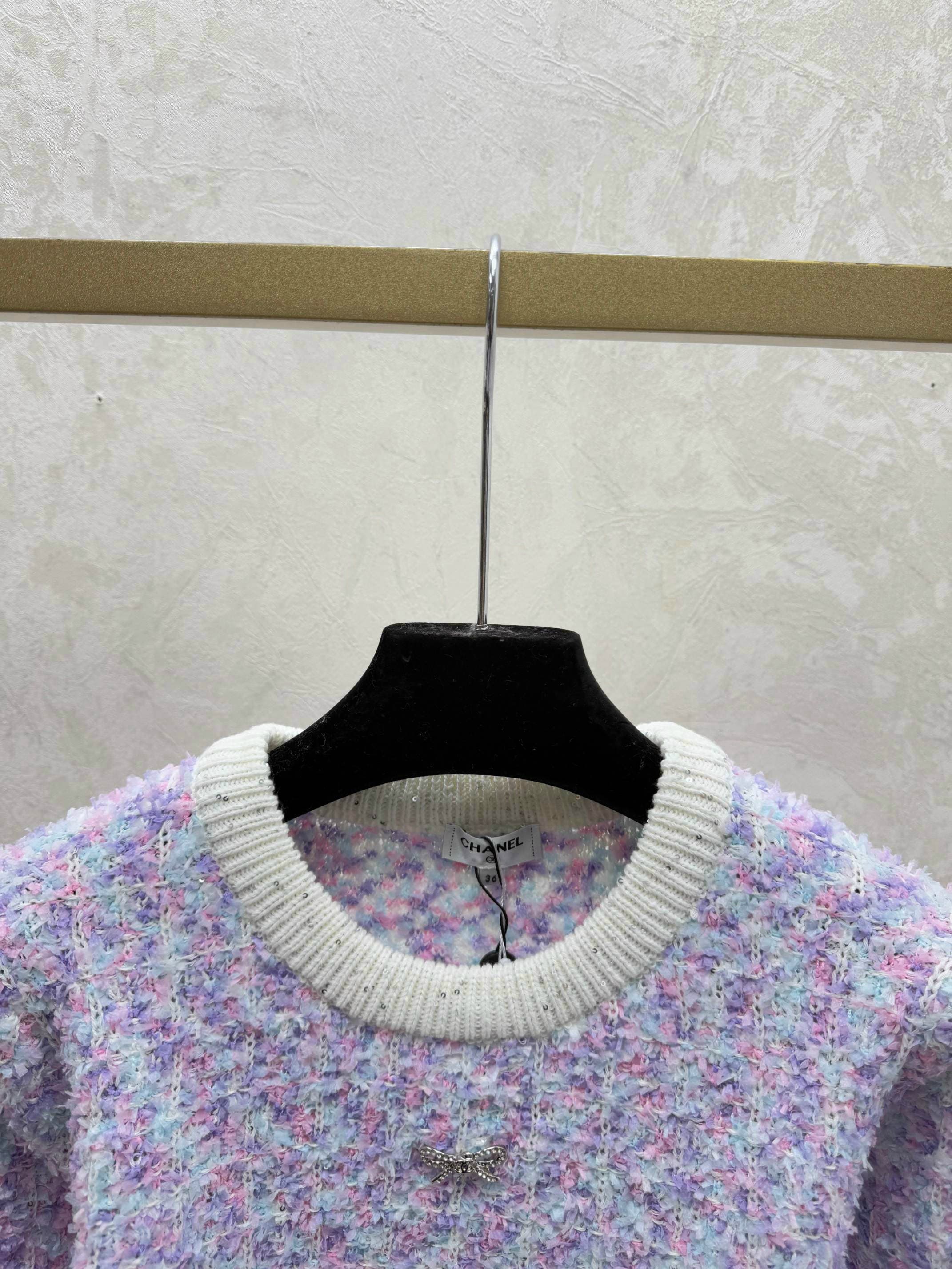 Yupoo Chanel Fall Winter Contrast Sequin Round Neck Knit Sweater image 6