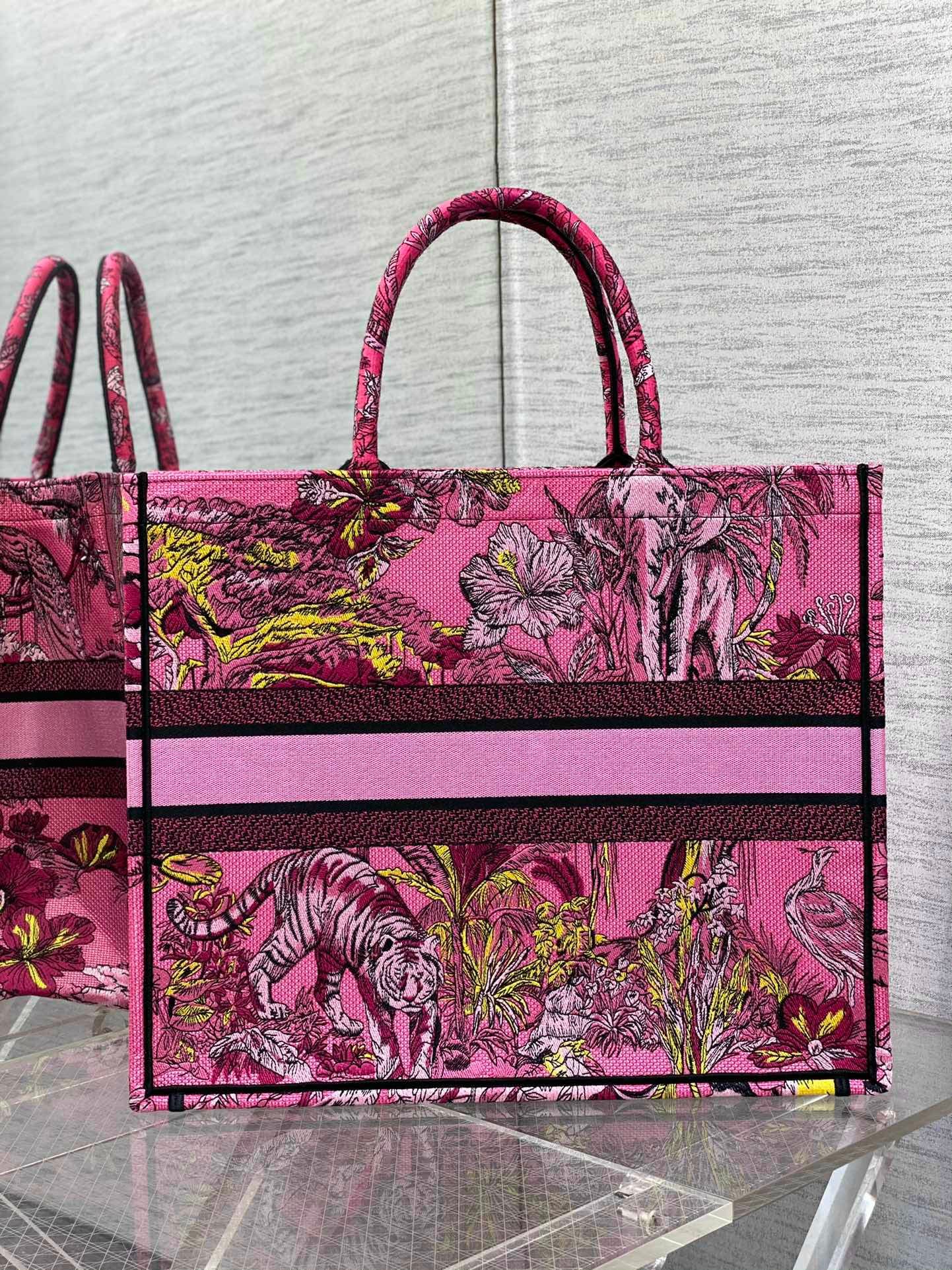 Yupoo Christian Dior Book Tote – Pink Elephant image 8