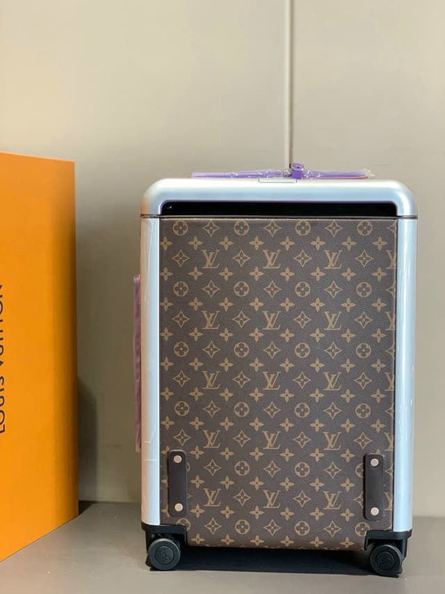 Yupoo Louis Vuitton Horizon Leather Cabin Luggage – 20” | Rep Home Decor image 4