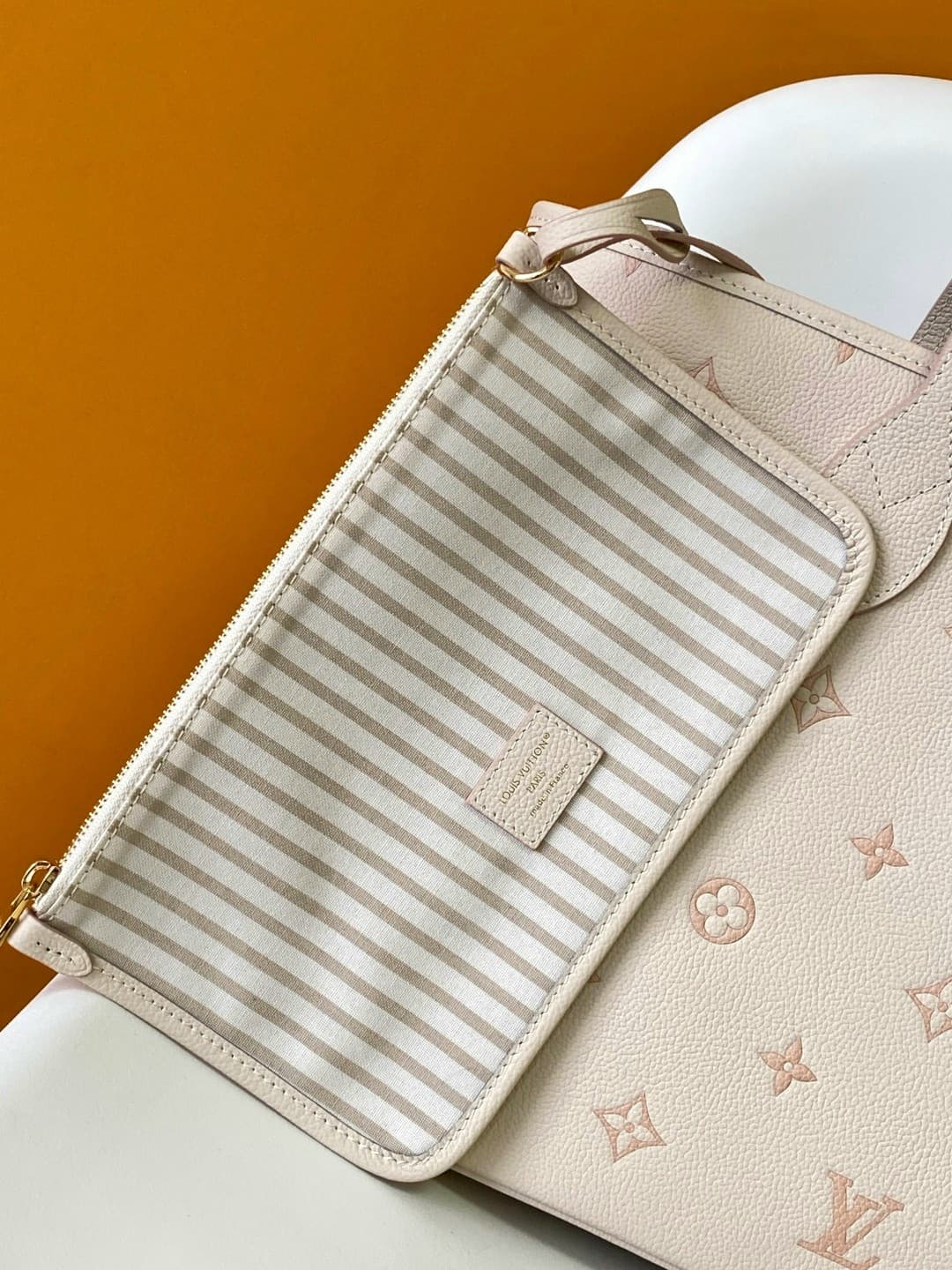 Yupoo Louis Vuitton Neverfull MM Tote – Cream Apricot image 6