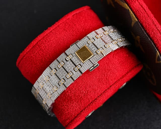 YupooPA AP Royal Oak 50th Men's Watch with Diamond Bezel | Yupoo Rep Watches image 9