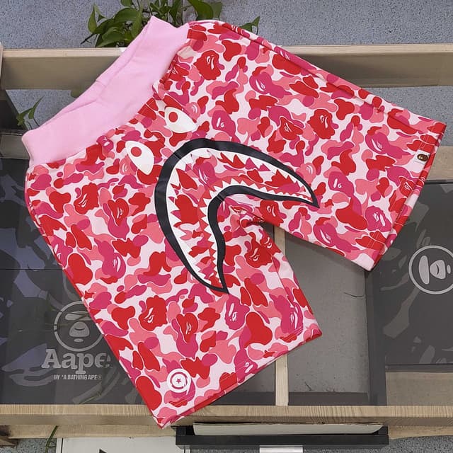 YupooPA Bape Glow Shark Pink Shorts Reps TOP QUALITY | Yupoo image 3