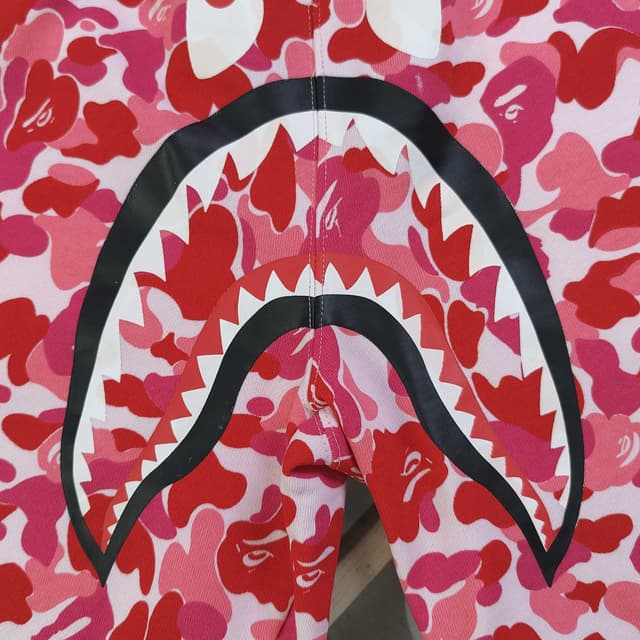 YupooPA Bape Glow Shark Pink Shorts Reps TOP QUALITY | Yupoo image 4