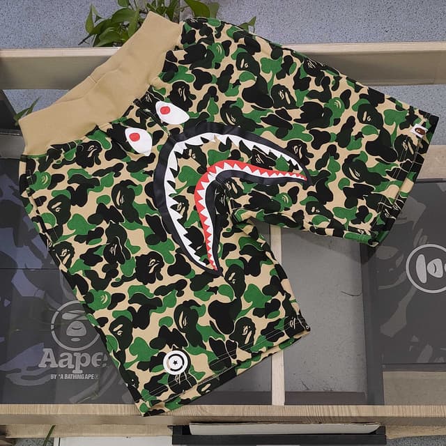 YupooPA Bape Glow Shark Shorts clothesXreps best quality | Yupoo Rep Clothing image 3