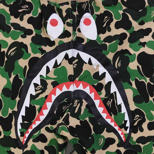 YupooPA Bape Glow Shark Shorts clothesXreps best quality | Yupoo Rep Clothing image 4