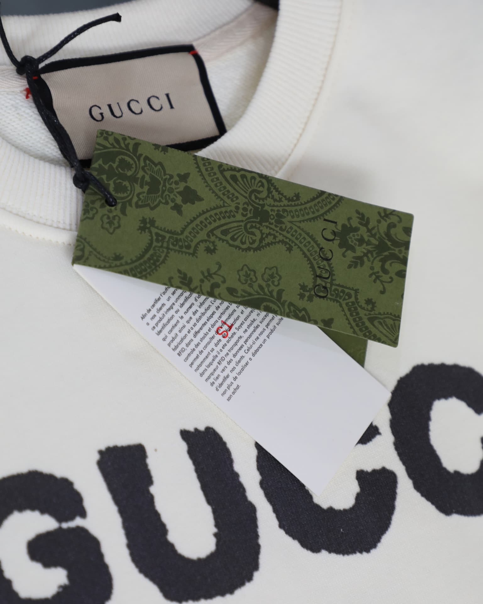 YupooPA GUCCI Blue Hat Puppy Print Crewneck Sweatshirt 2025 image 5